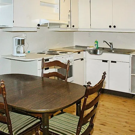 One-bedroom Holiday In Hoyheimsvik